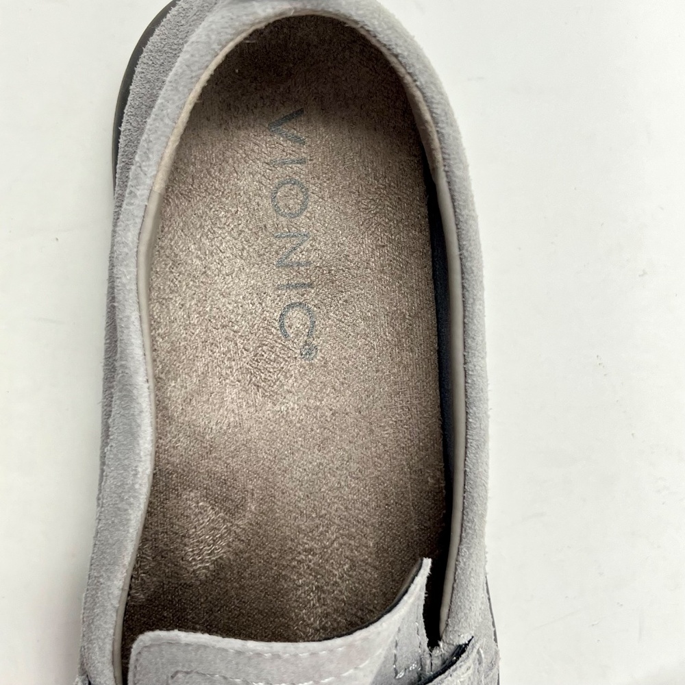 Vionic Women's Uptown Light Grey Suede Leather Slip On Loafers size 5 - Picture 16 of 16